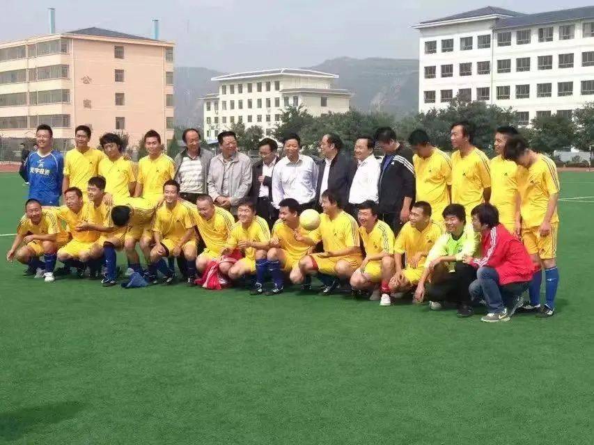 2013年，球队参加平凉市第一届足球联赛。<br>