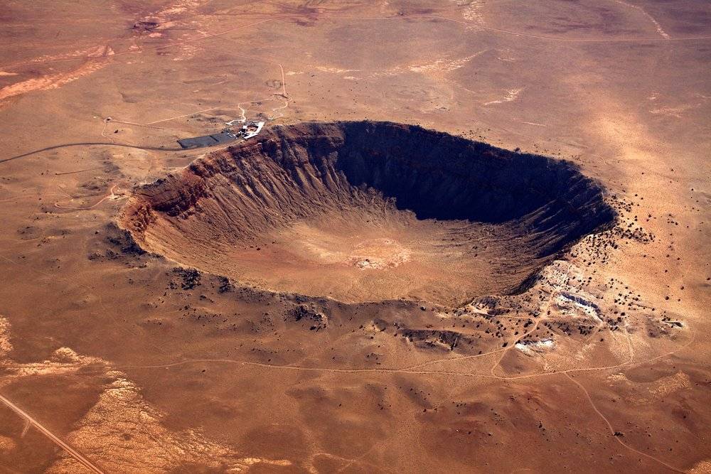 在那之前发现的陨石坑对应的撞击事件，都不足以引发全球规模的气候灾害（图：视觉中国）<br>