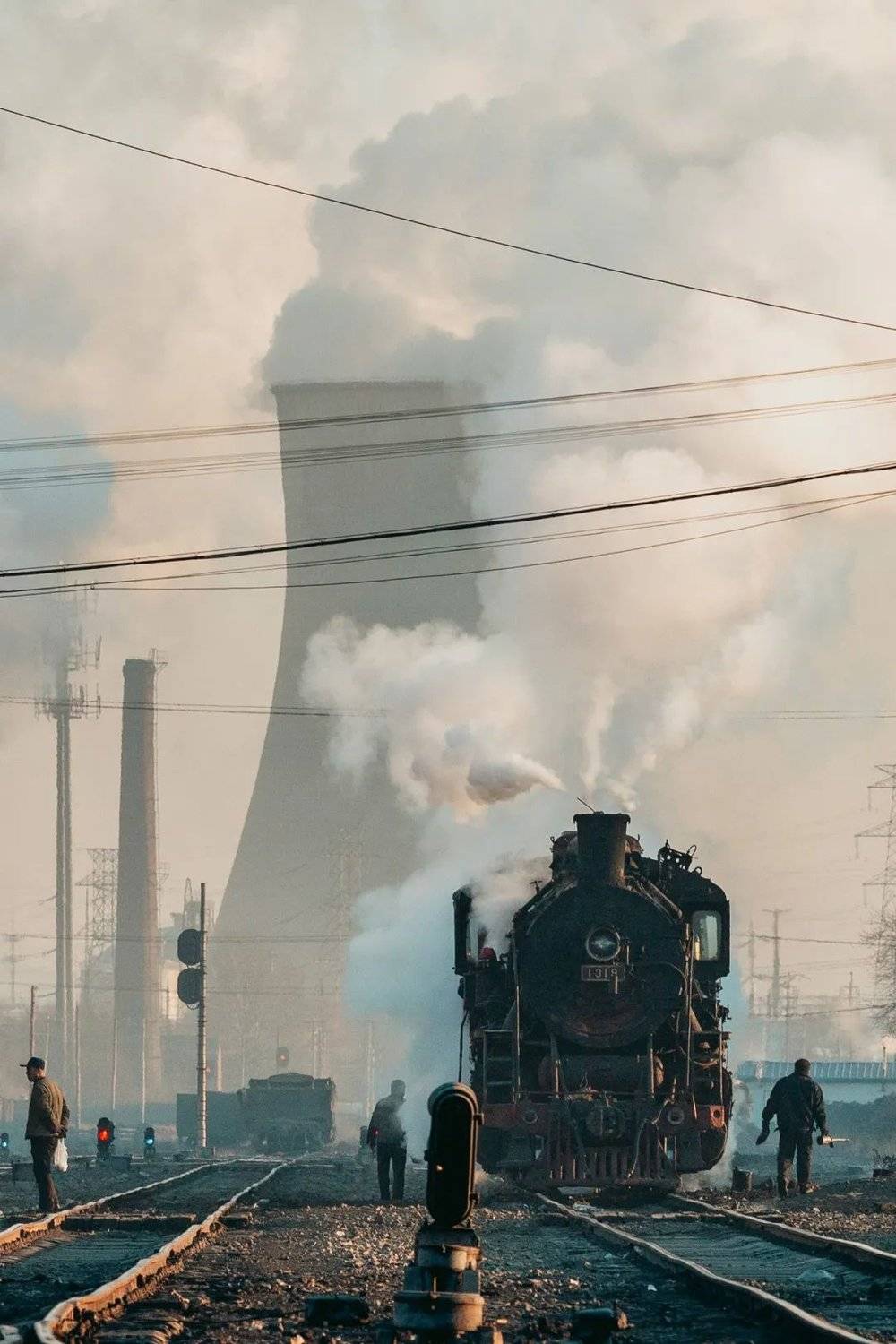 蒸汽、铁路、机械，工业是东北深沉的色彩。摄影/赵斌
