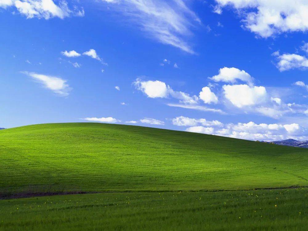 Windows XP 默认壁纸<br>