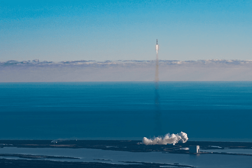 在空中看Space X的火箭发射。/摄影Fox Xuan<br>