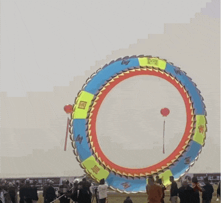 图/巨型滚轮风筝