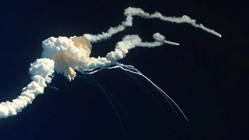 1986年，美国挑战者号航天飞机起飞73秒后解体，七名航天员全部遇难。图/NASA<br>
