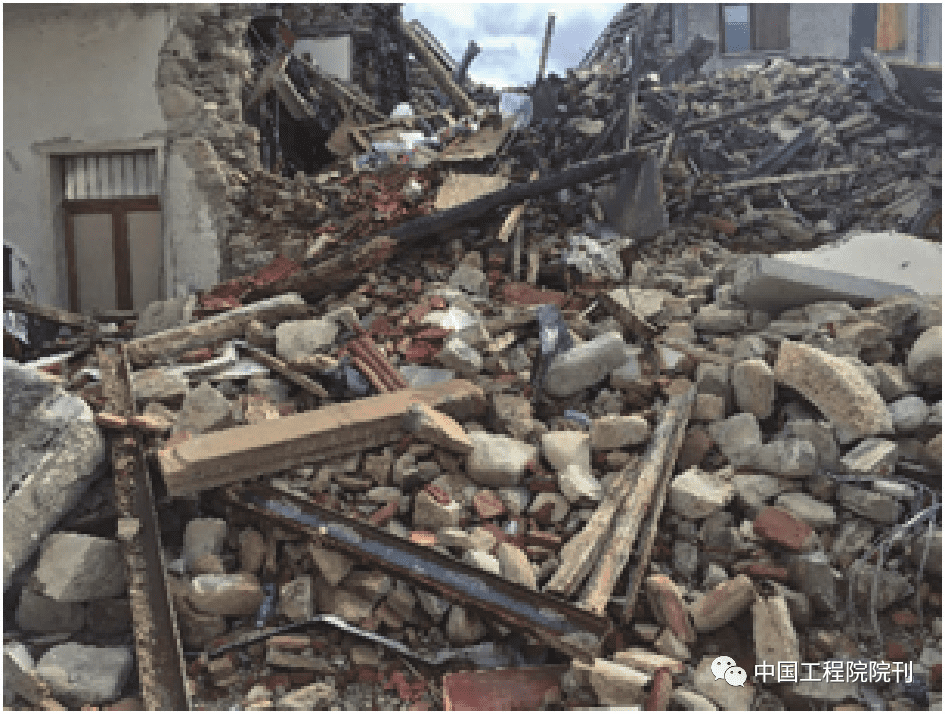 图3 2016年阿玛特里切地震中倒塌的砌体结构建筑<br label=图片备注 class=text-img-note>