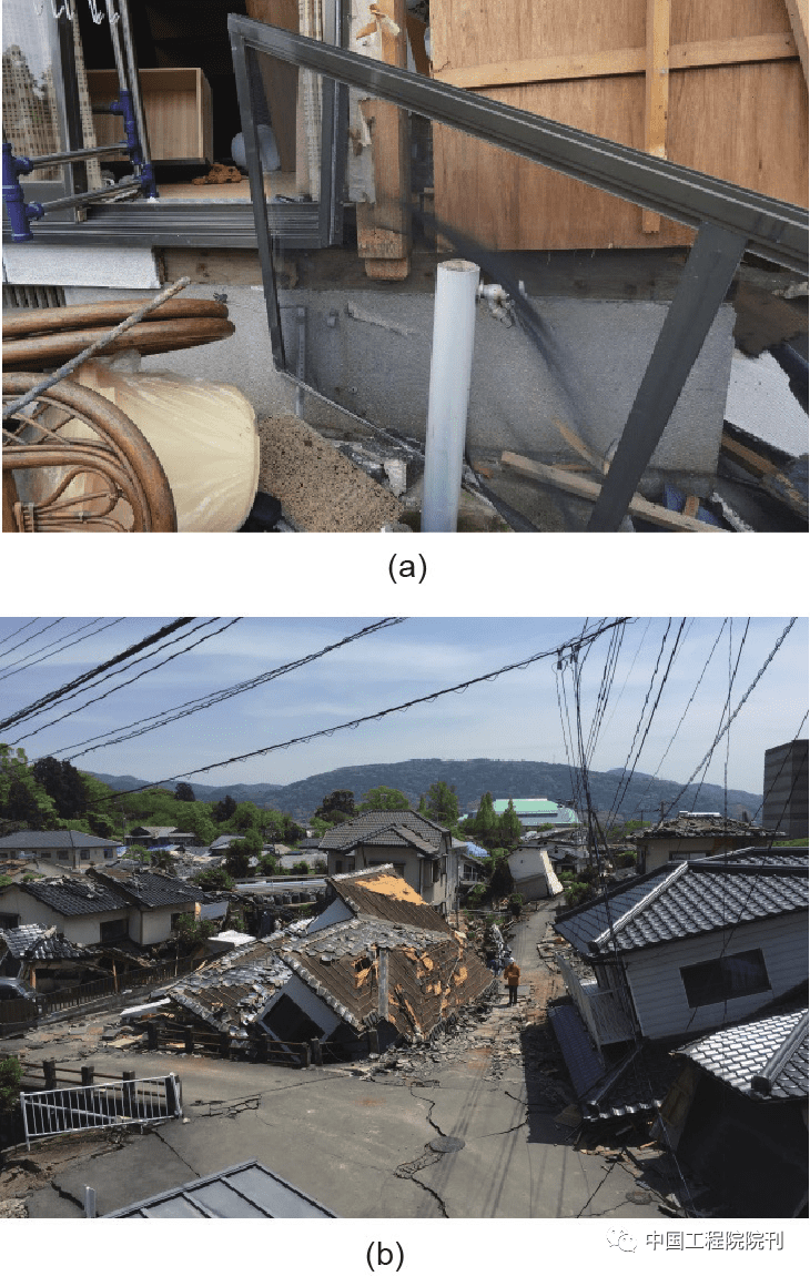  图9 2016年熊本地震中的木屋。（a）连接处断裂；（b）倒塌的房屋<br label=图片备注 class=text-img-note>