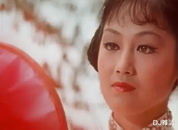 80年代功夫女星今昔照 个个貌美如花身手好 最后一位男装扮相真好看 葱头胖友圈